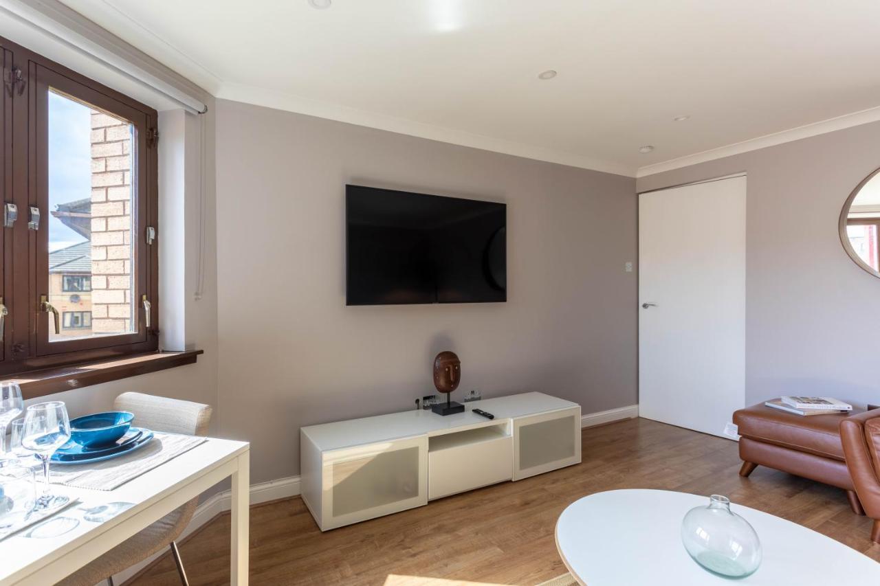 Stunning 1 Bed Merchant City Apartment With Parking Glasgow Esterno foto