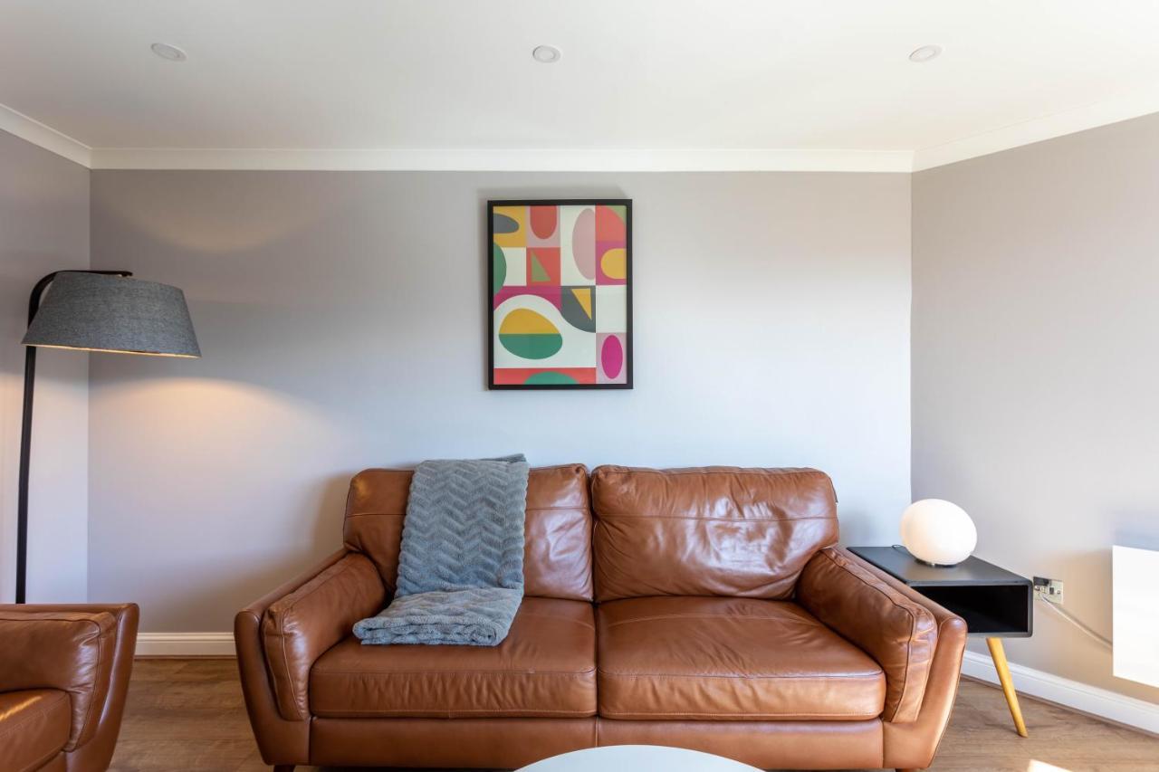 Stunning 1 Bed Merchant City Apartment With Parking Glasgow Esterno foto